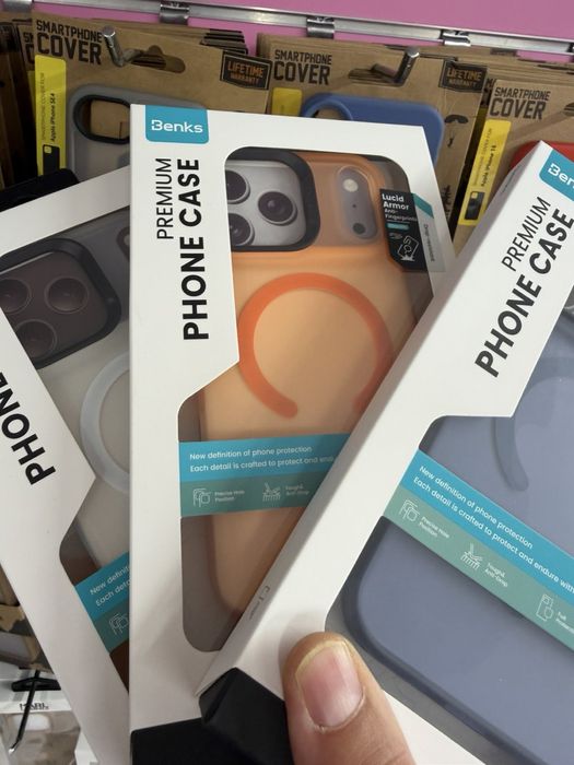 Benks луксозни премиум гърбове за iPhone 17 Pro , iPhone 17 Pro Max