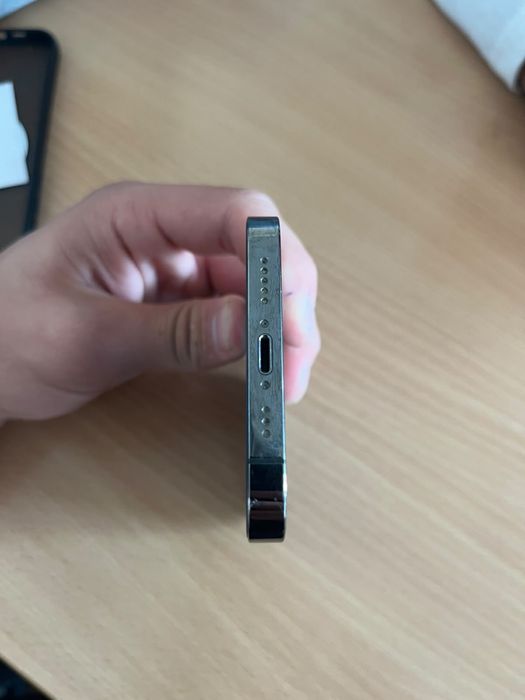 IPhone 12 pro за 125.000
