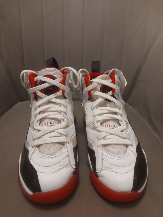 Jordan Jumpman Two Trey