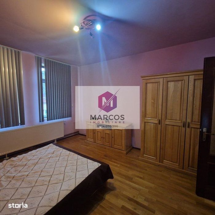 Casa cu etaj/singur in curte