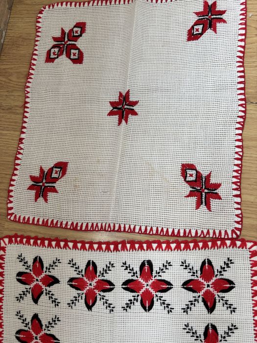 Vand articole de artizanat