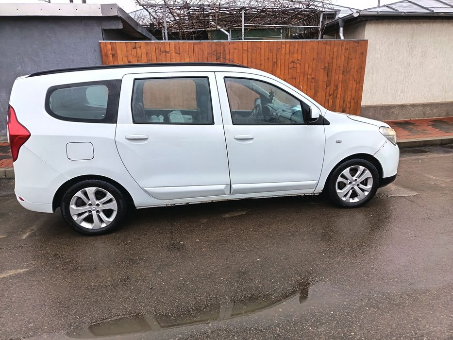 Dacia Lodgy 1 5 dci  110 cai