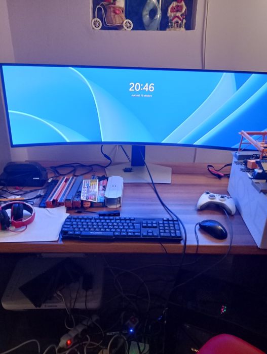 Samsung Odyssey G9 OLED 49 5k 144 Hertz curve