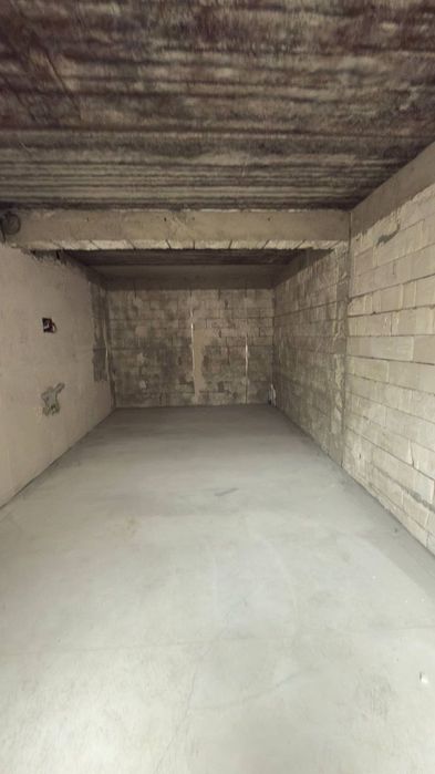 Ховли уй сотилади