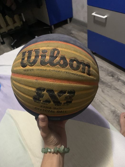 Продам баскетбольный мяч Wilson 3x3
