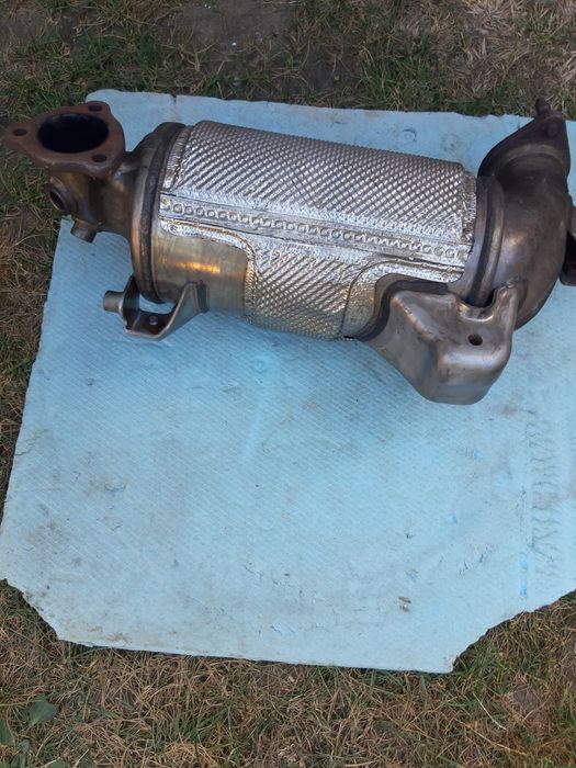 Filtru de particule / DPF Hyundai Tucson 2.0 CRDI E6   DEFECT