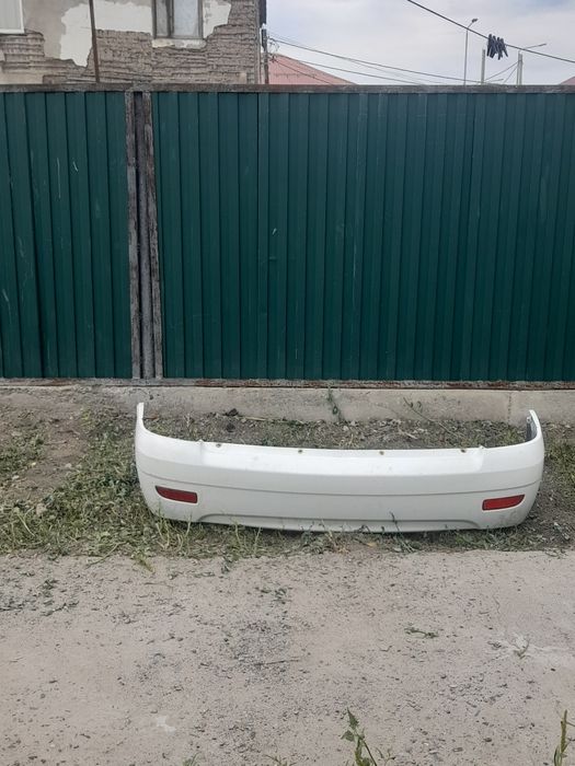 Бампер приора задний