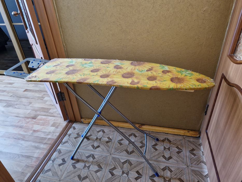 Доска гладильная.