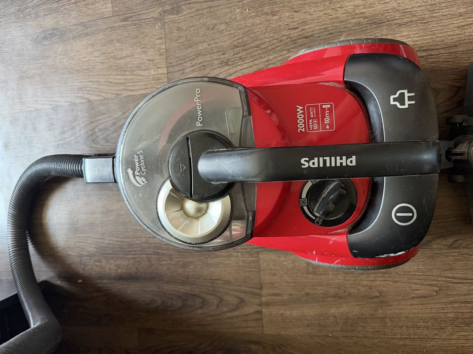 Продается пылесос PHILIPS POWERPRO, отличное состояние.