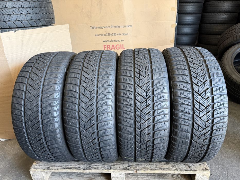 4 anvelope iarna 235/45/18 , 98 V , XL , Pirelli , TO ( echipare Tesla ) , 6.5-7 mm !