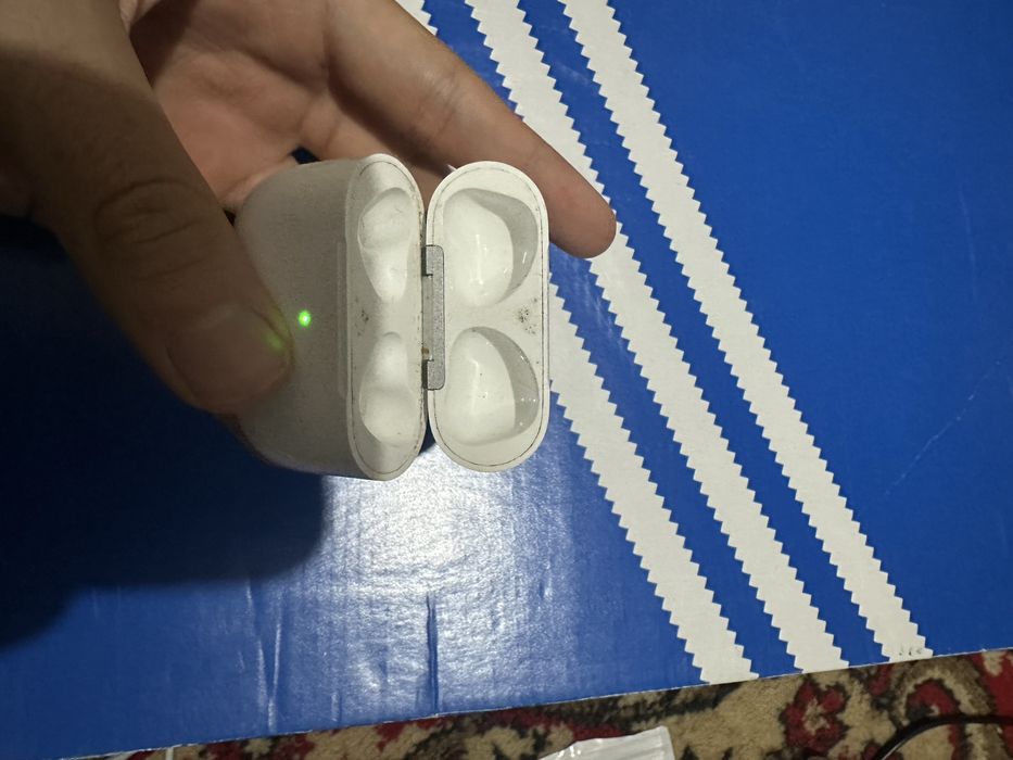 AirPods 3 футляр от них