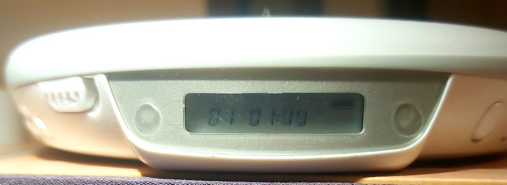 Sony Walkman D-EJ000 CD Player Portabil – Stare Excelentă, Funcțional