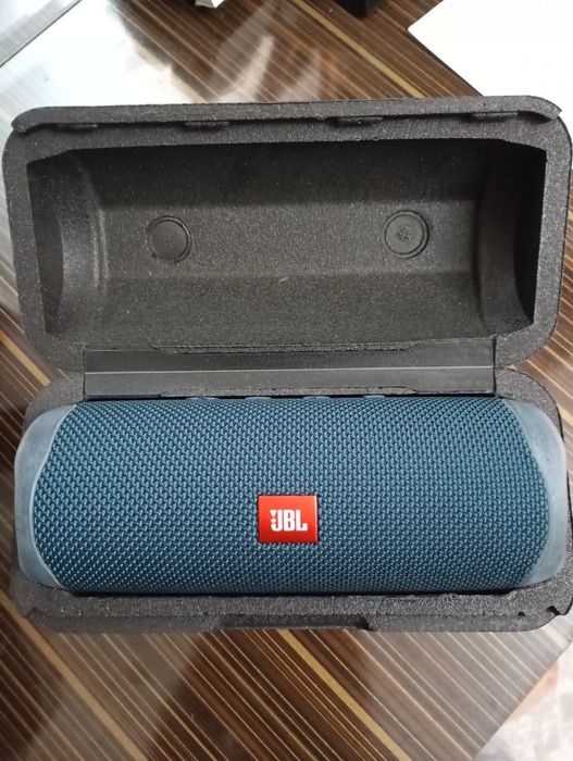 Продаю Колонка JBL Flip 5