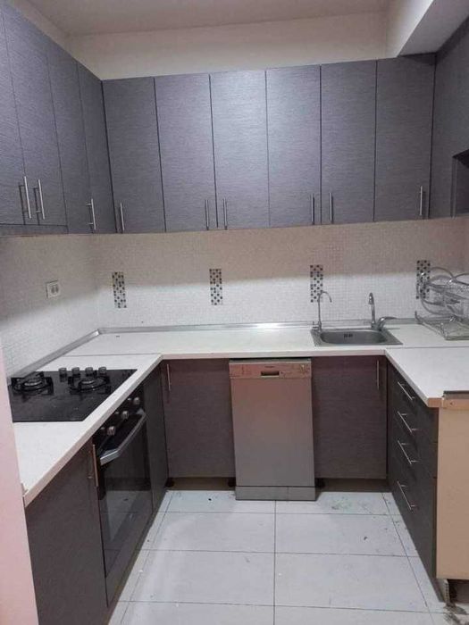 Дава се под наем Тристаен апартамент в Пловдив, Кючук Париж - 89 кв.м за 402.9 € - Снимка #1