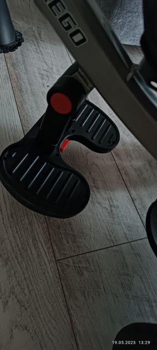 Велосипед с родительской ручкой