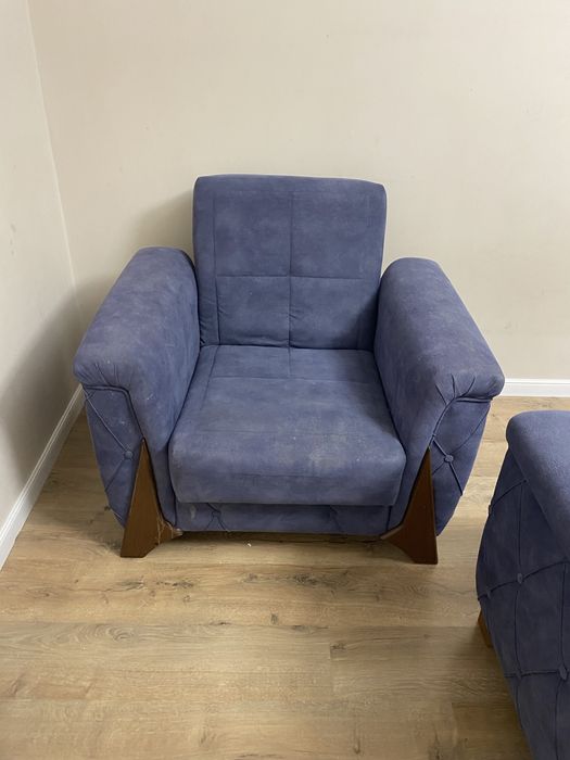 Продам диван и кресло