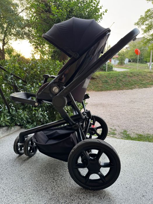 Бебешка количка Quinny Moodd