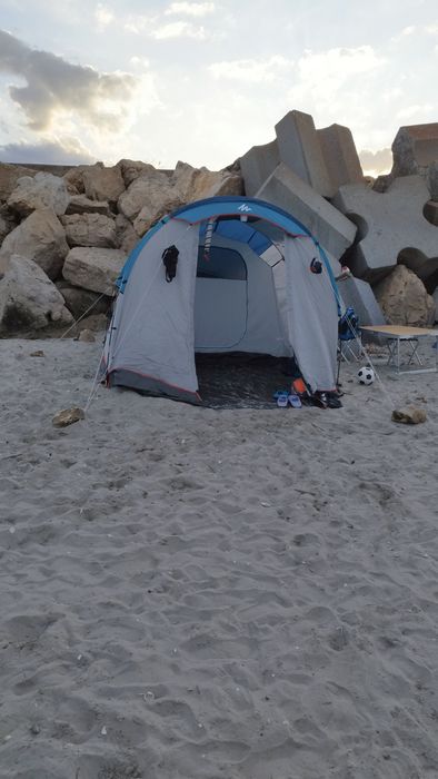 Cort Camping 4 persoane