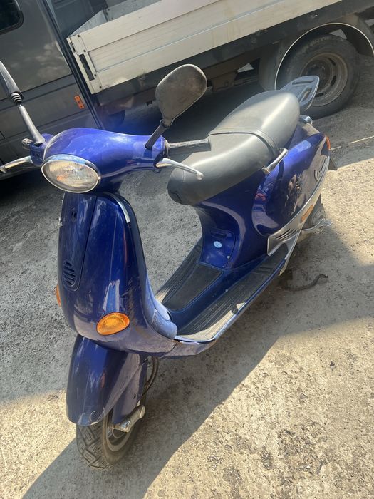 Scuter Vespa 49 cm 3 max 49km/h