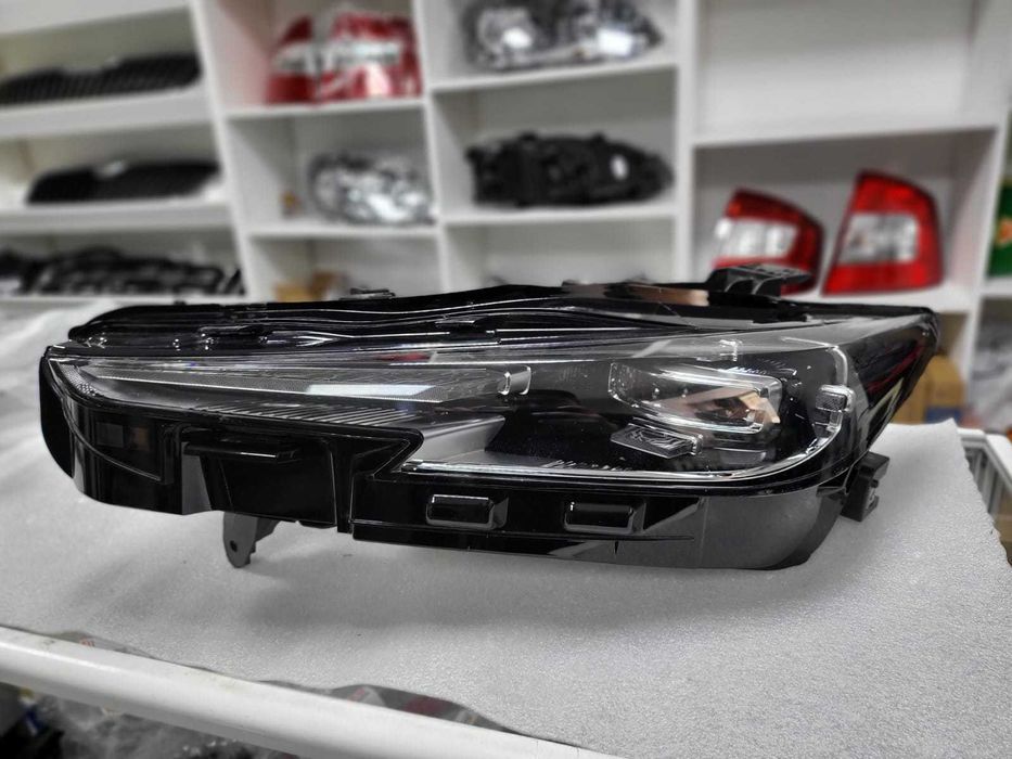 Фара левая Оригинал Changan UNI K