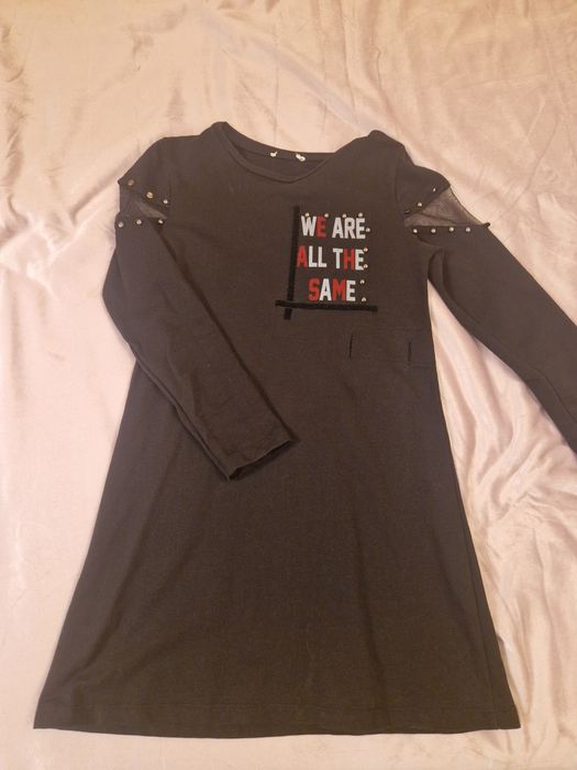 Детска рокля 140-146 см