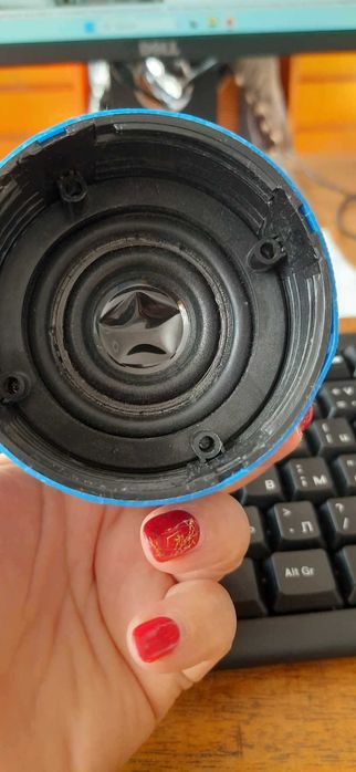 Портативна мини тонколонка