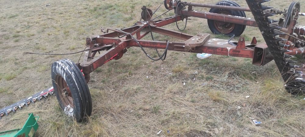 Продам косилку двубруску шумахер