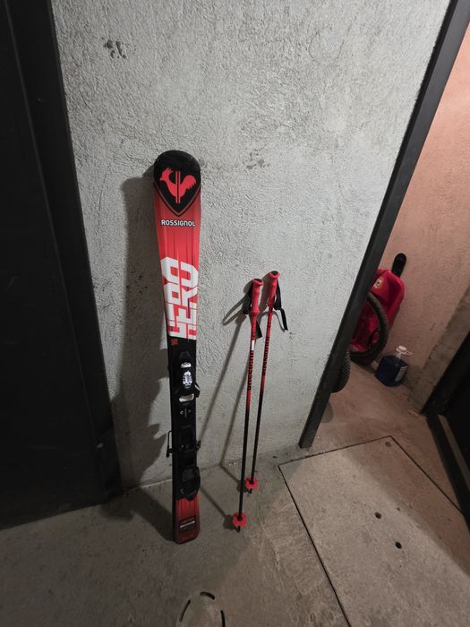 Ски обувки и ски