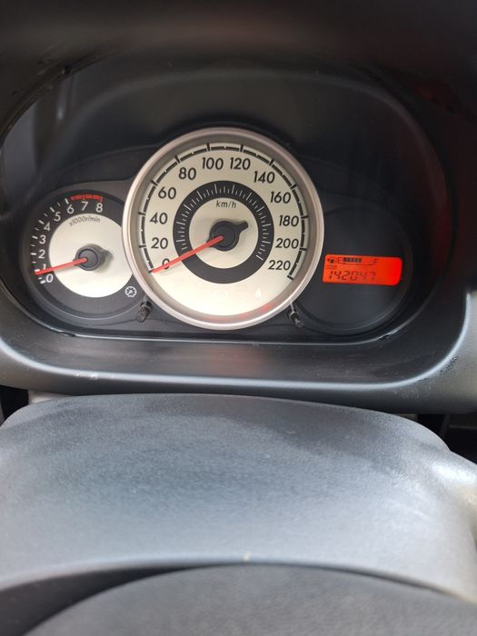 Vând Mazda 2 înmatriculată
