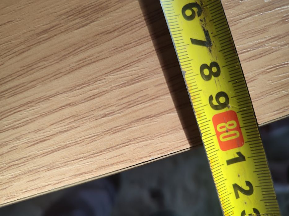 Биік стол сатылады