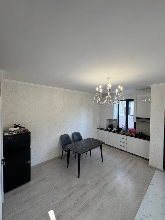 Продаётся таунхаус 2-х этажный Буюк ипак йули метро