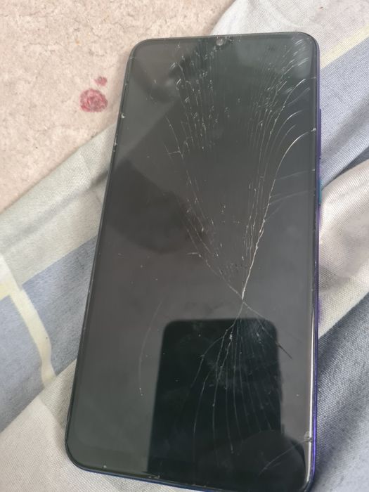 Продам vivo v17.