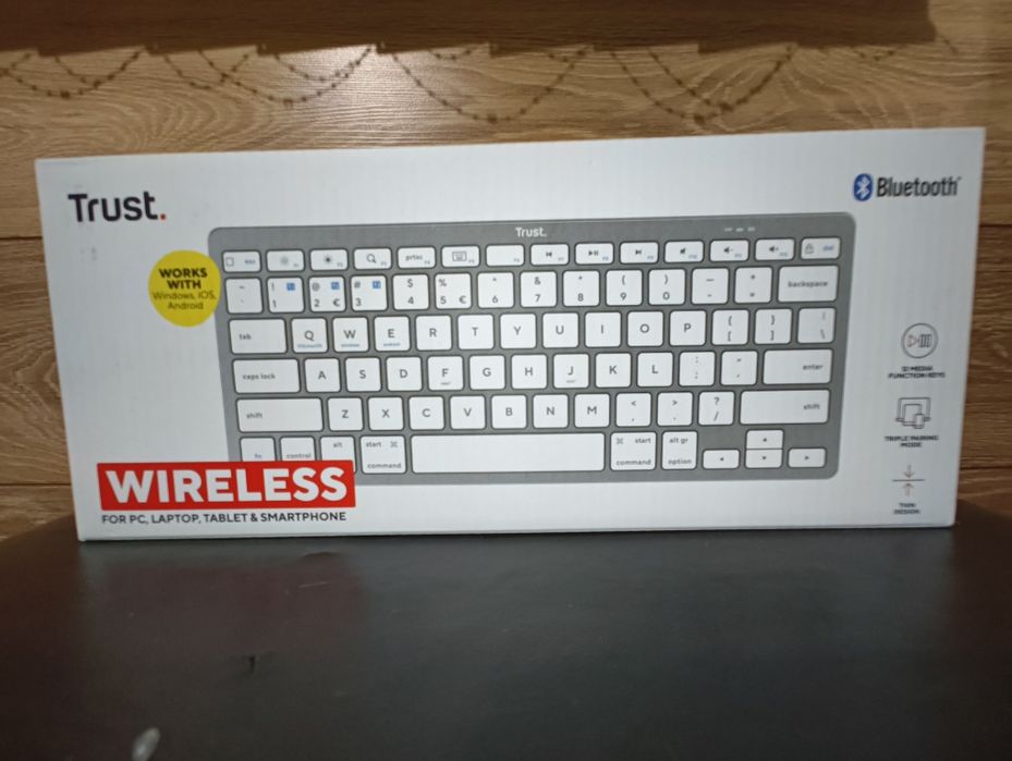 Trust Bluetooth клавиатура