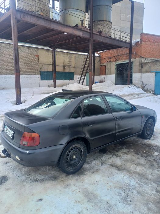 Ауди а4 б5 на уверенном ходу