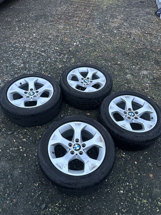 Гуми с Джанти за BMW