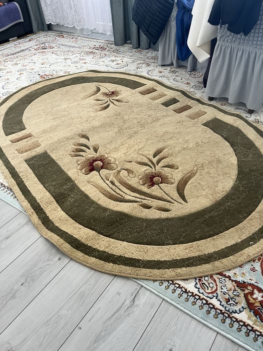 Ковер шелковый