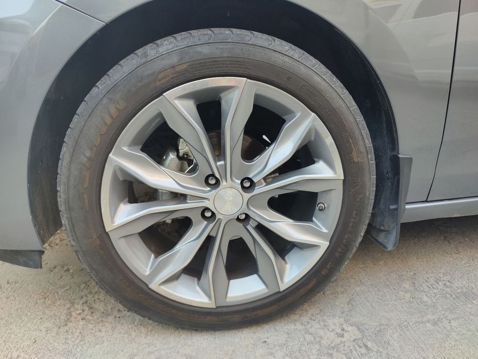 R17 diska Onixda turibdi