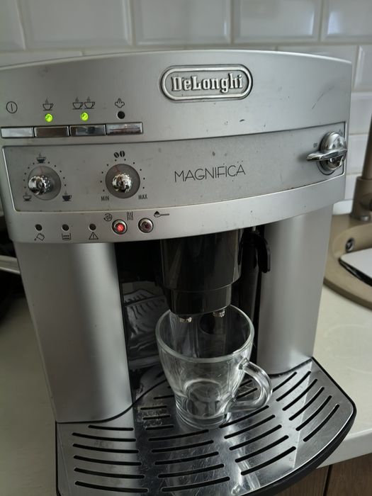 espresor de cafea delonghi