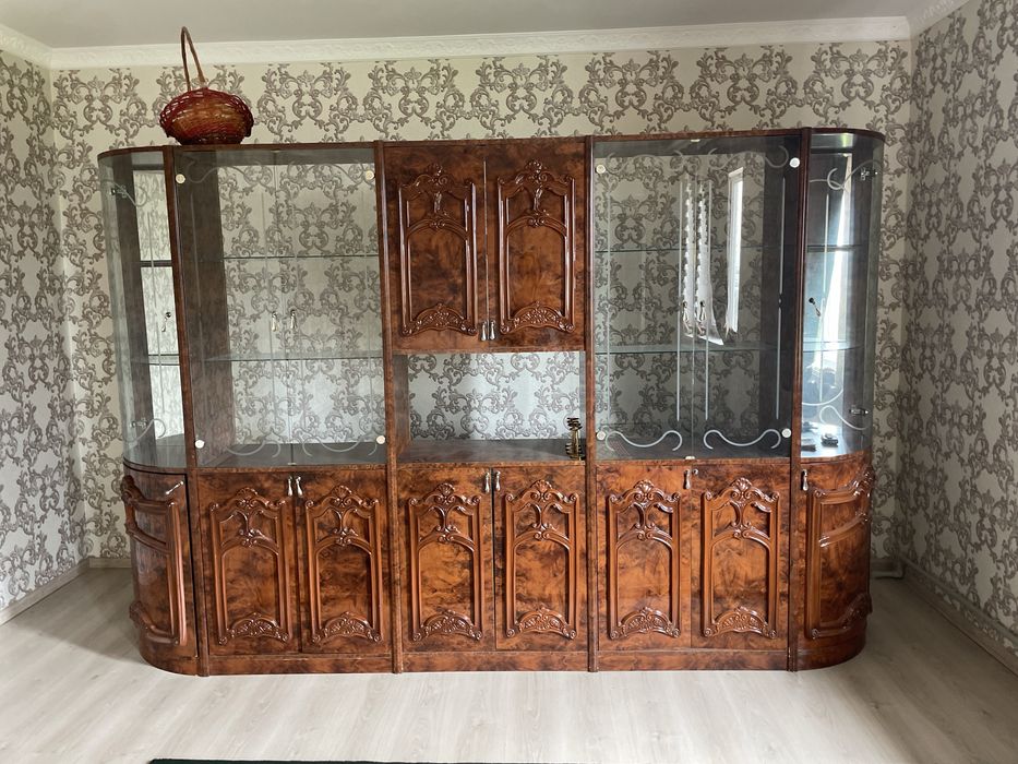 Срочно Стенка сатылады мкр Казгурт