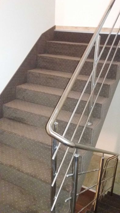 Vanzare ,Montare ,Surfilare MOCHETA ,covoare pt.hoteluri,biserici etc.