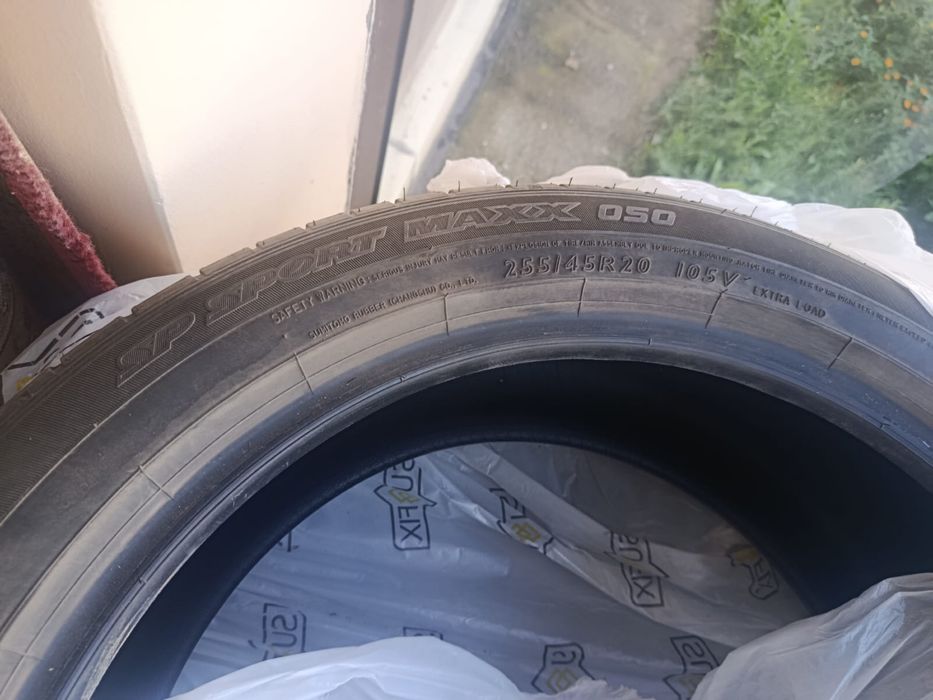 Комплект шин продам