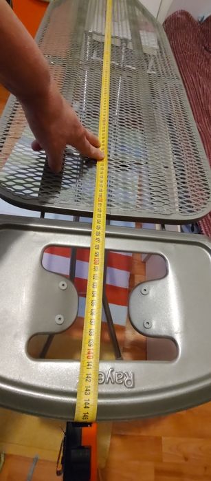 masă de călcat/ scândură de călcat