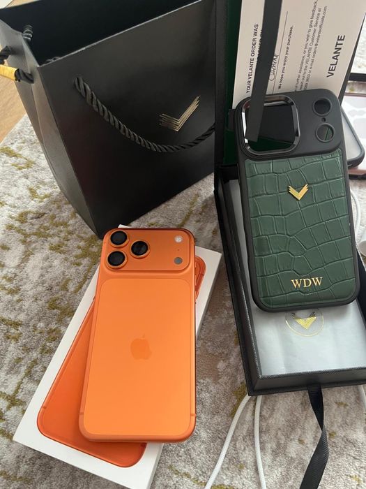 Iphone 17 pro max orang