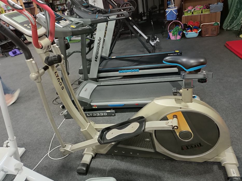 Домашний велотренажёр с ручками, б/у
Кардио велотренажёр для ног и рук