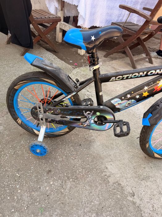 Bicicletă copii nouă