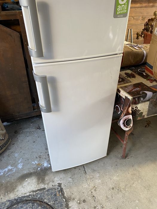 Vand  frigider Artic