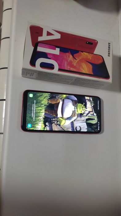 Продам Samsung A10