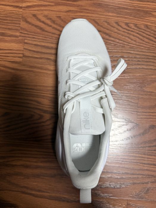 Кросовки NIKE оригинал размер 41-42