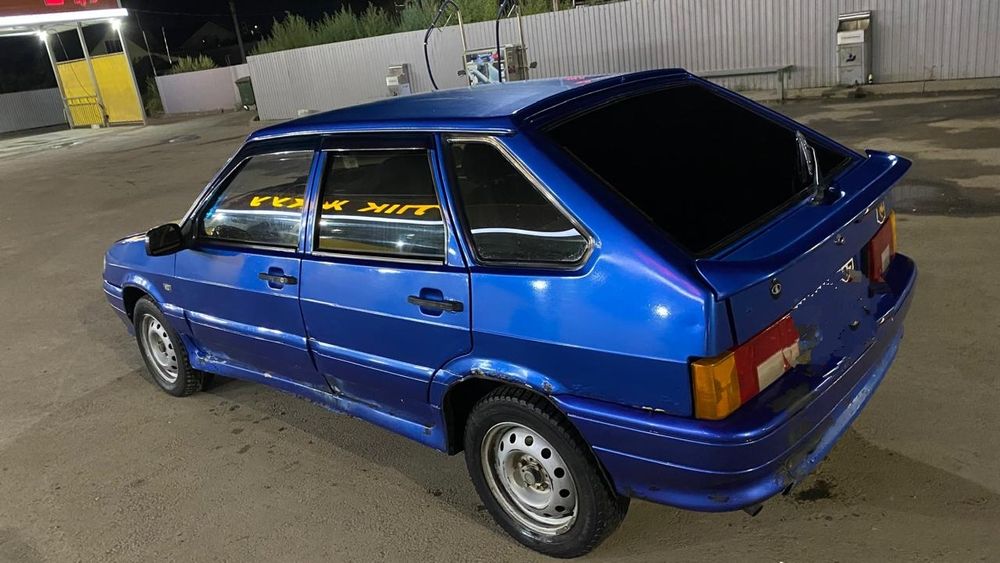 Ваз 2114. 8кл. 2004год