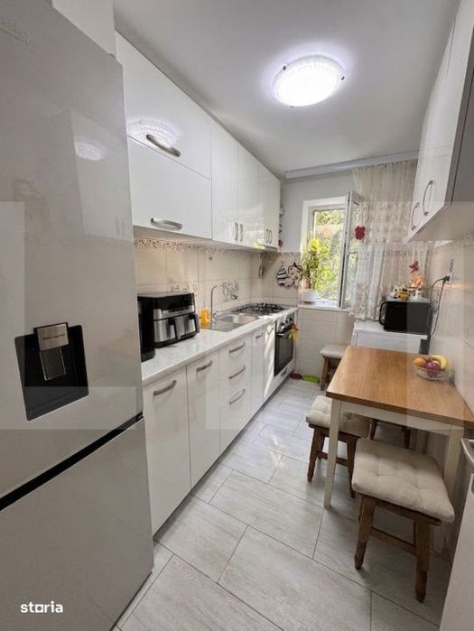 Apartament 2 camere semidecomandat, renovat complet, Şcoala 7